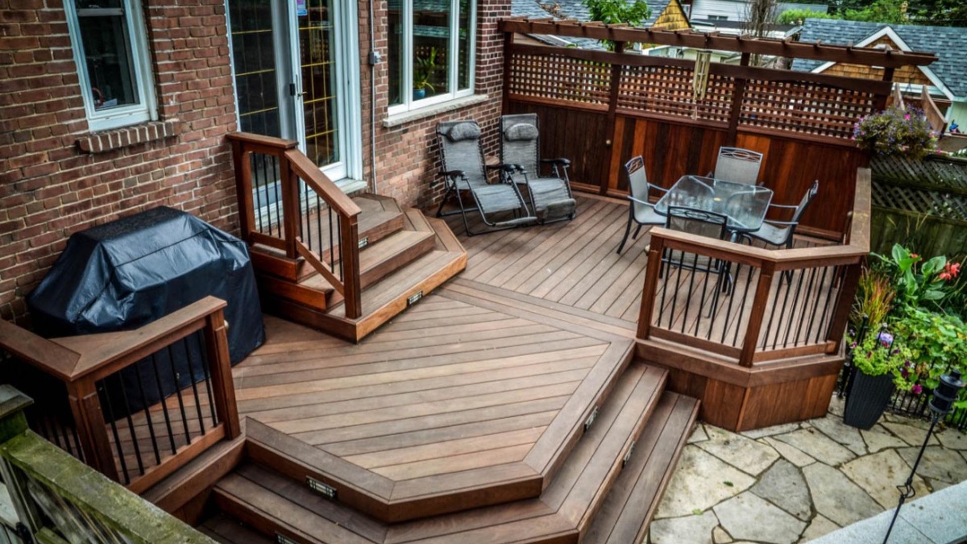 Royal Decks and Landscapes Deck Services