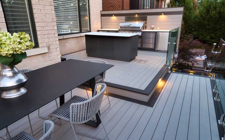 toronto deck with kitchen