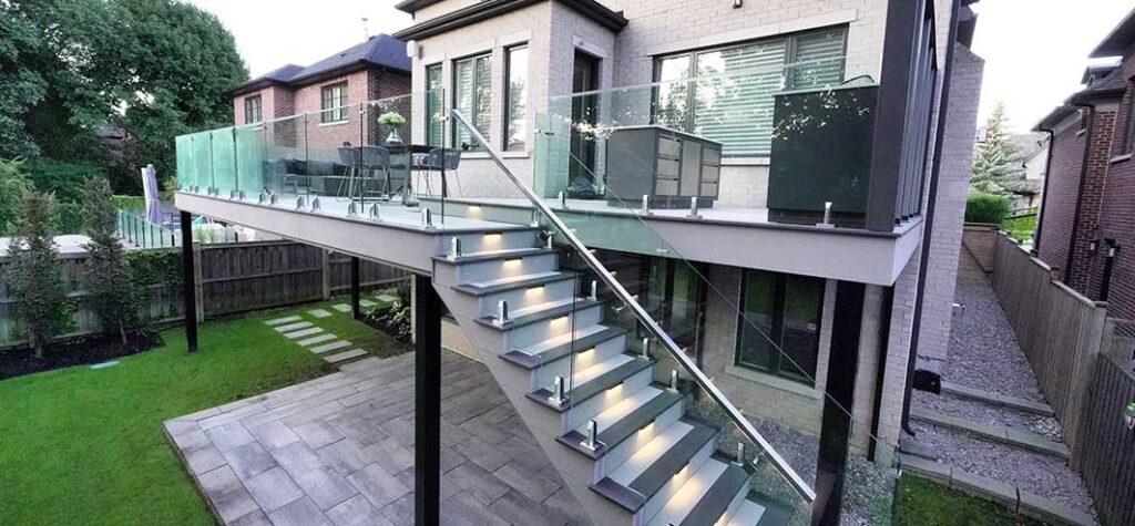 toronto walkout deck